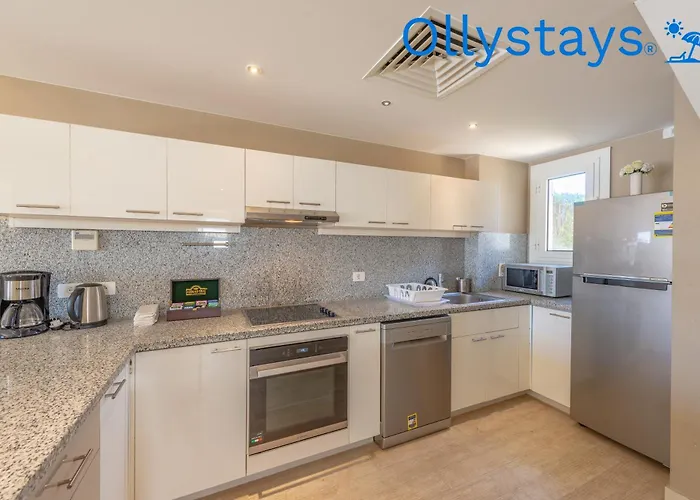 Ollystays Luxury 4br Villa, Heated Pool, Joubal Lagoon View ! Villa *