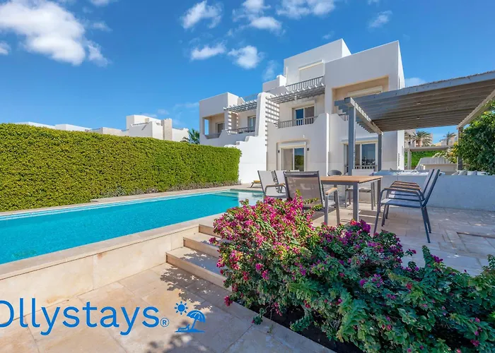 Ollystays Luxury 4br Villa, Heated Pool, Joubal Lagoon View ! Villa Hurghada