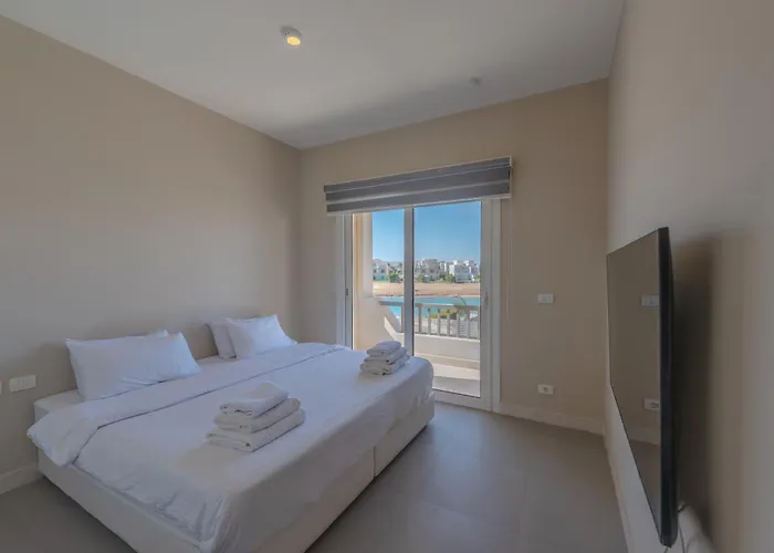 Ollystays Luxury 4br Villa, Heated Pool, Joubal Lagoon View ! * Hurghada